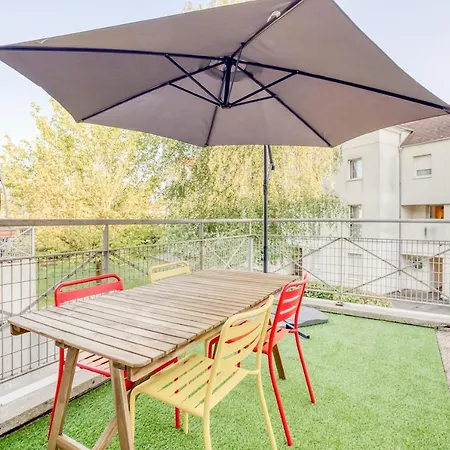 Cosy House - & Paris - Near Train Holiday home