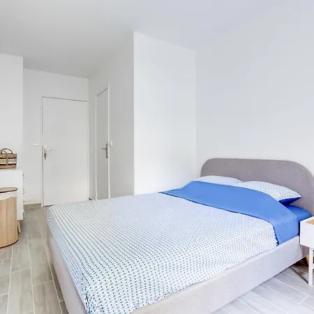 Cosy House - & Paris - Near Train * Bussy-Saint-Georges